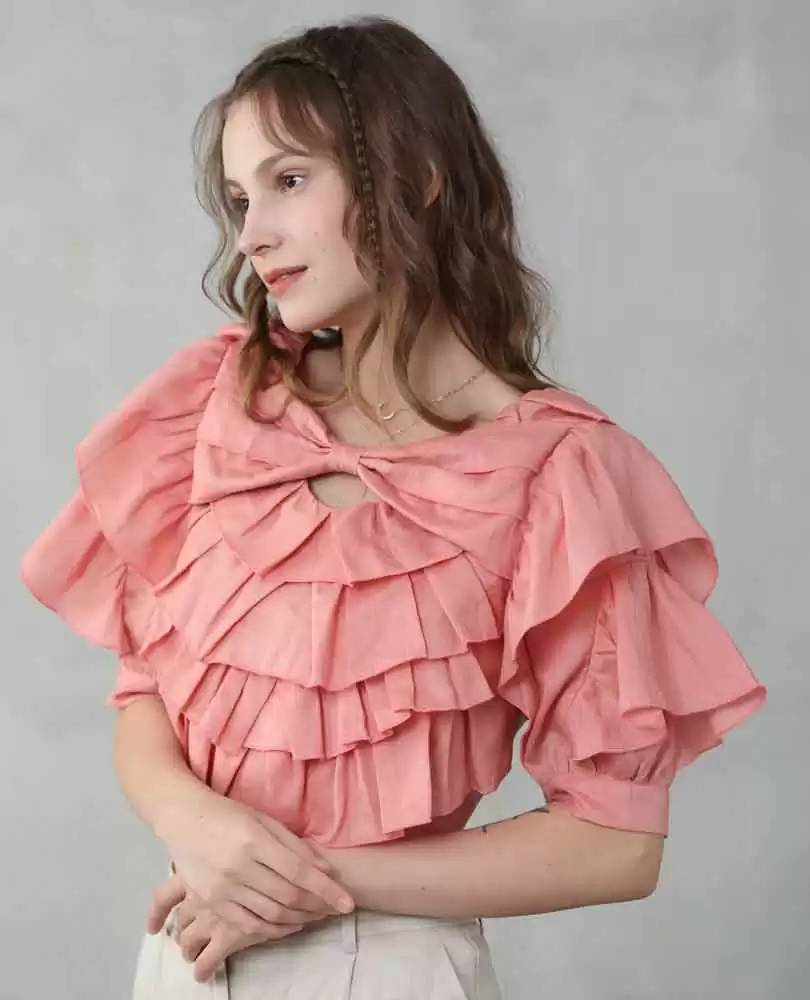 Romantic linen top