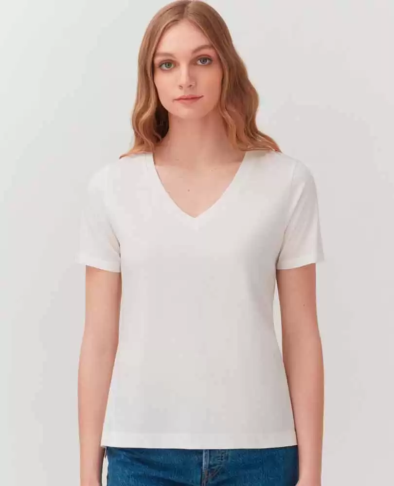 V-neck tee