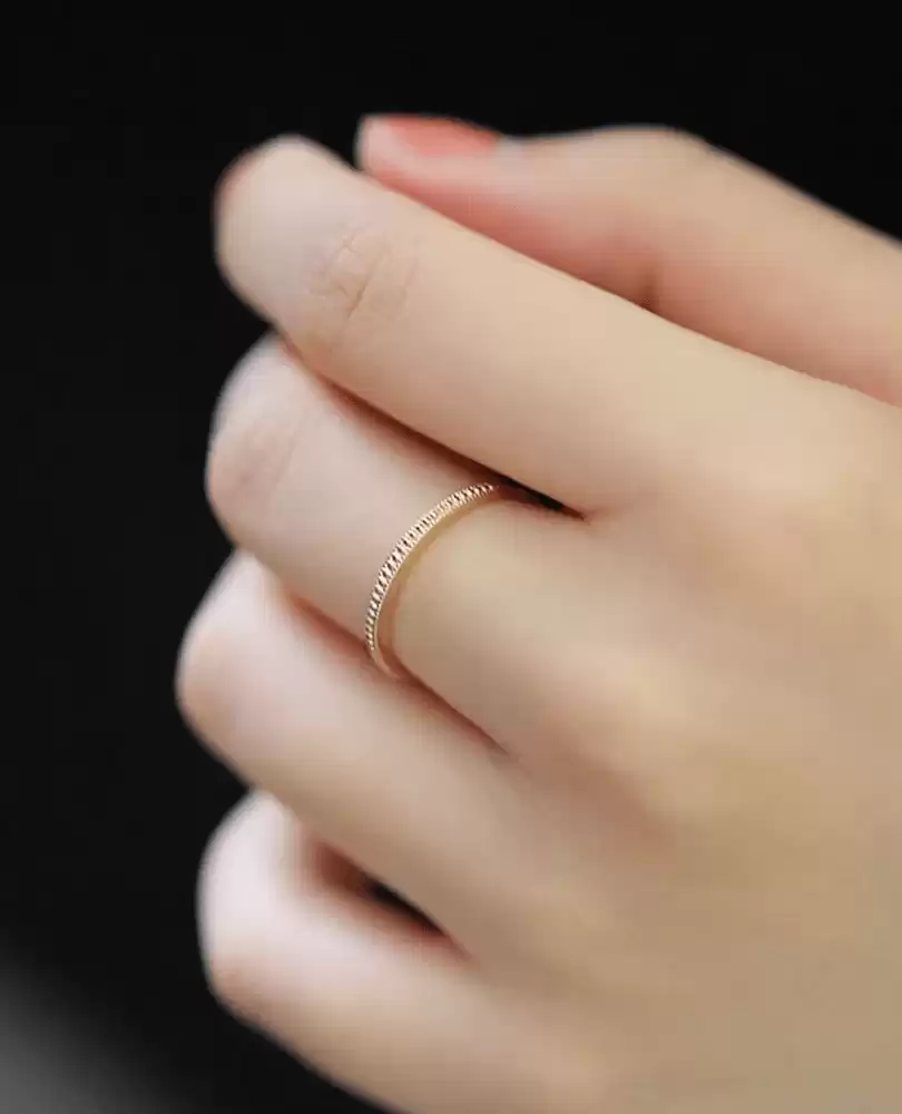 Gold stacking ring