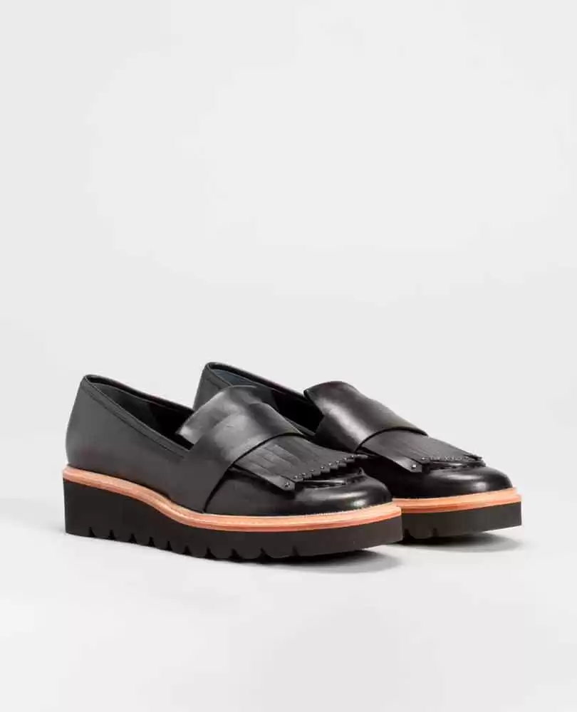 Leather loafer